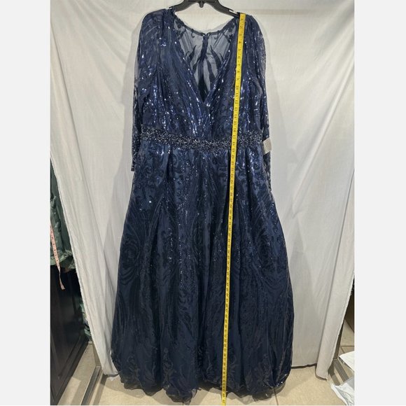 NWT $598 Mac Duggal [ 18 ] Damask Sequin Long‎ Sleeve Gown in Midnight Blue - Picture 6 of 16
